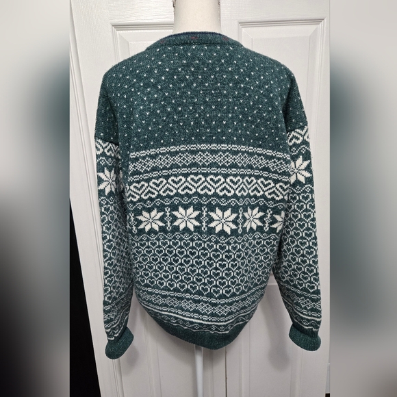 Vintage 1990s Y2K Northern Reflections green/white snowflake button-up sweater - Picture 4 of 10
